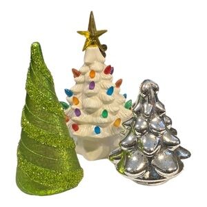 Collection of 3 illuminating Christmas Holiday Trees Batteries 5-8 “ Tall